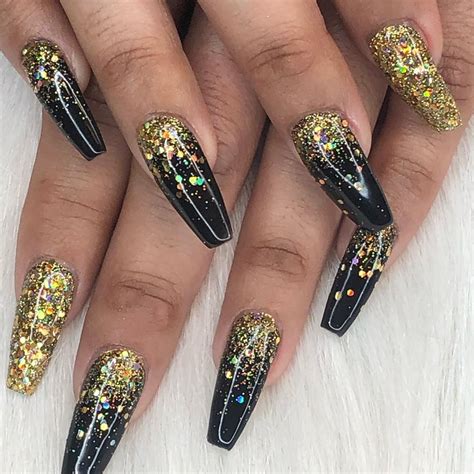 nail art black gold|black nails with gold foil.